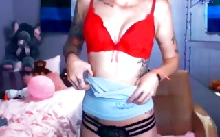 Tattooed young girlfriend nicely playing with damp twat